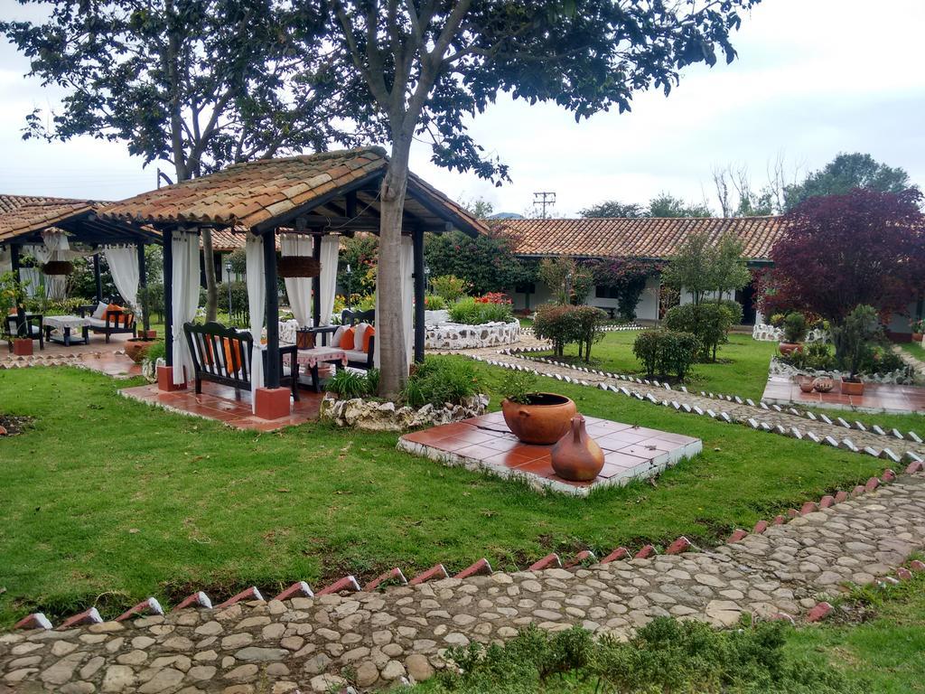 Hotel Boutique Iguaque Campestre Spa & Ecolodge 비야 데 레이바 외부 사진
